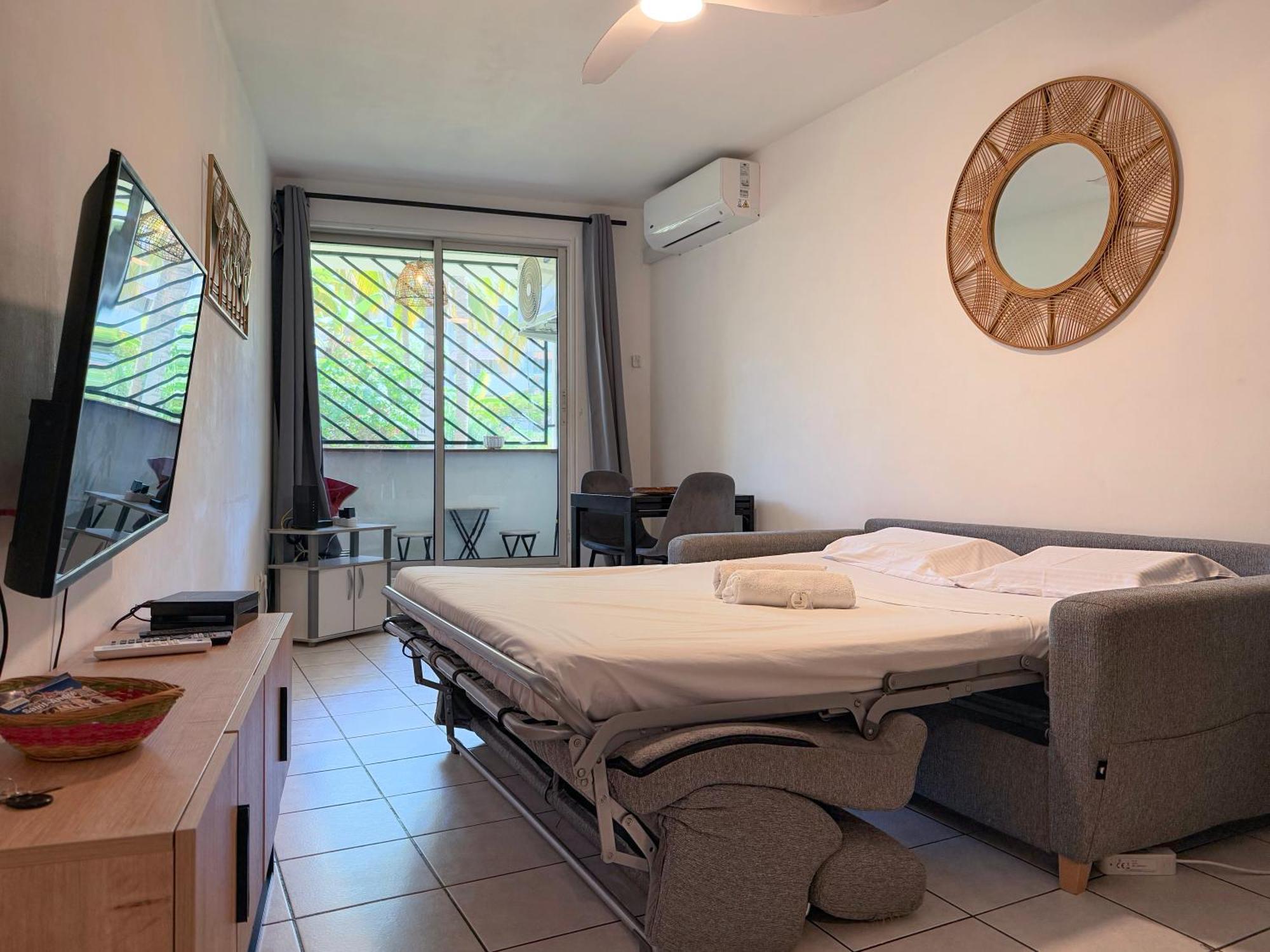 Le Ti Canbou - Studio - Pres De La Plage -By Sister Home Saint-Gilles-les Bains Ngoại thất bức ảnh